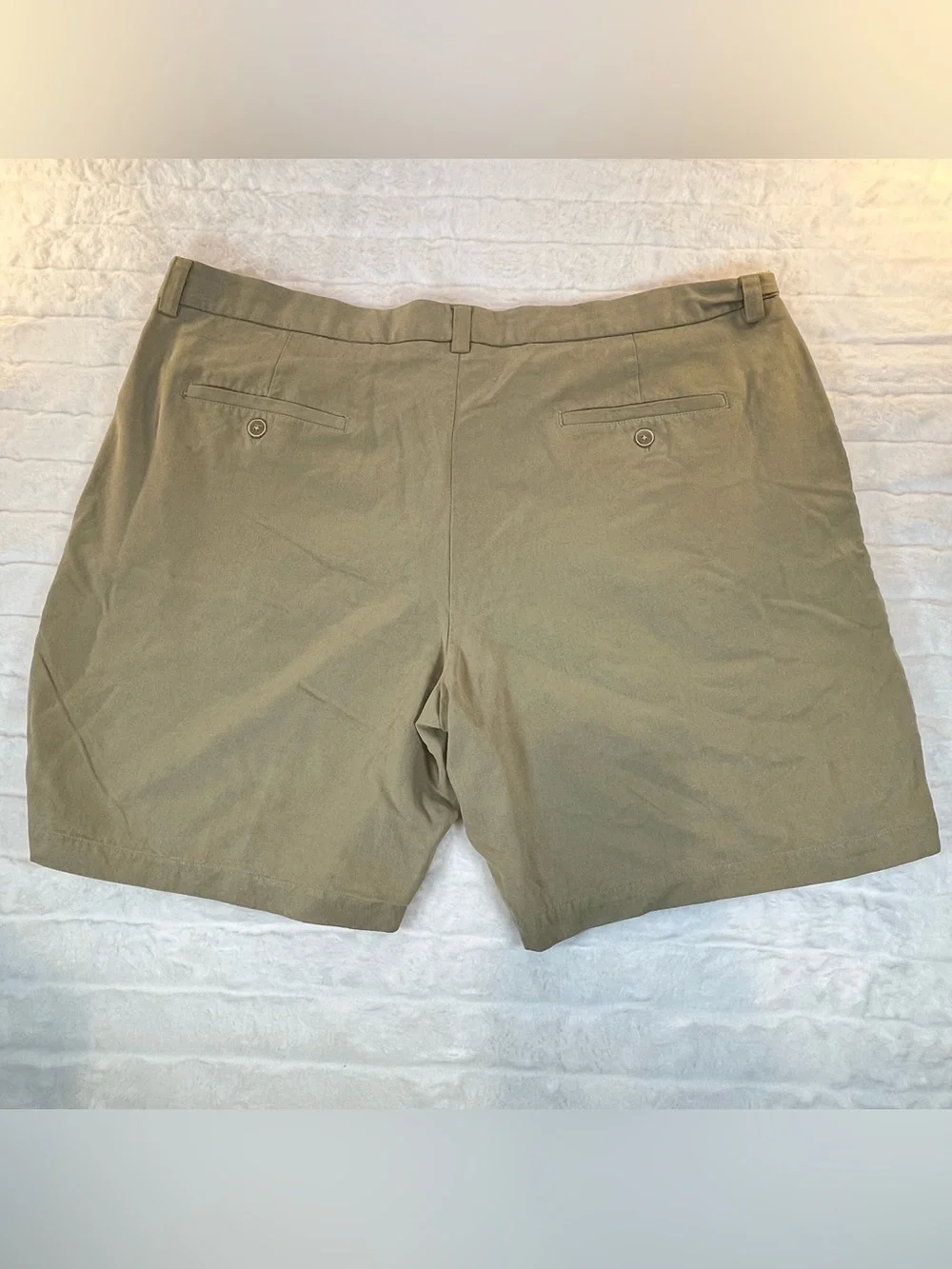 Tommy Bahama Men’s 44 Khaki Chino Shorts Pleated Tropical Vacation Beach